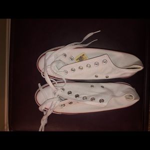 White converse